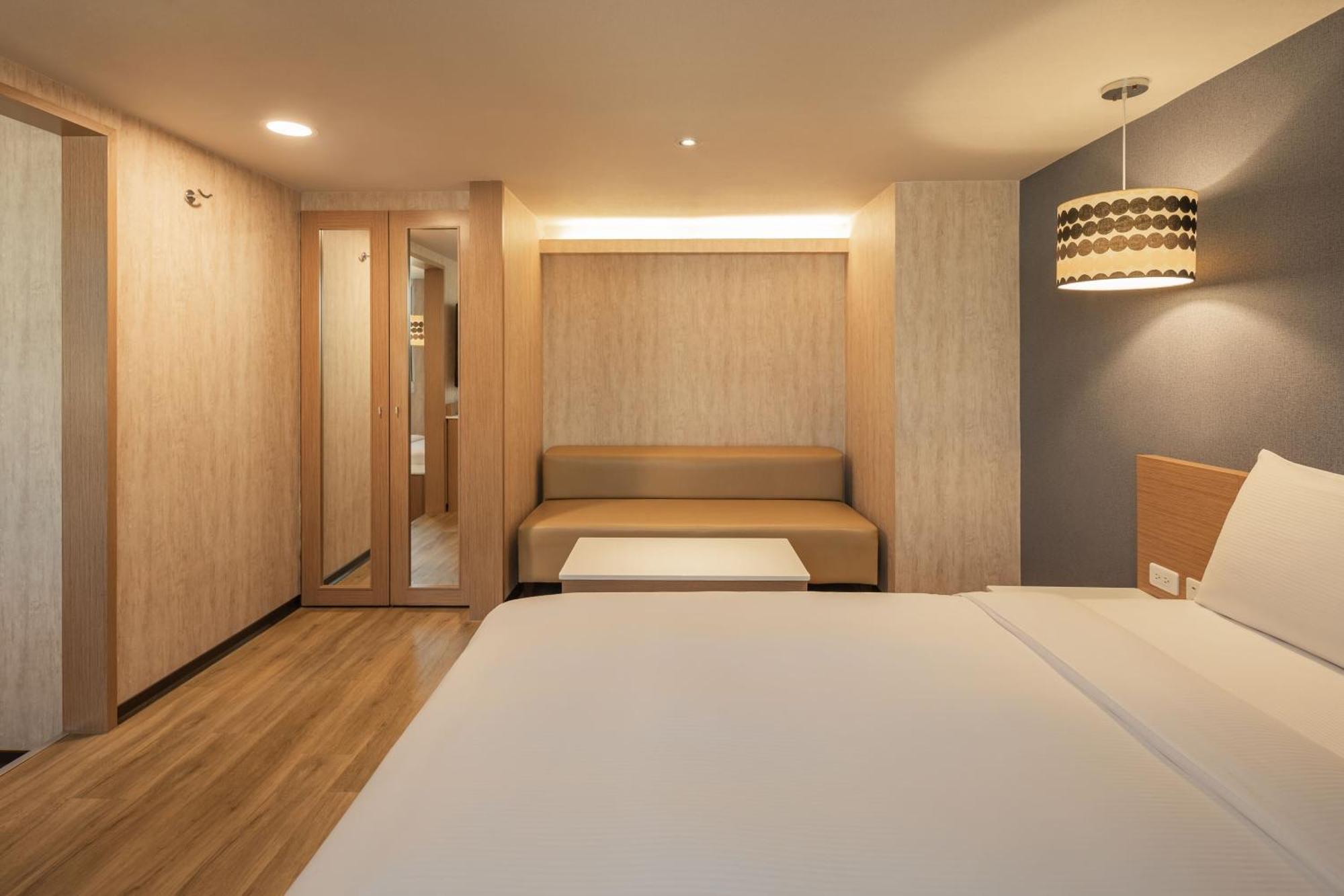Kindness Hotel - Tainan Chihkan Tower Rum bild