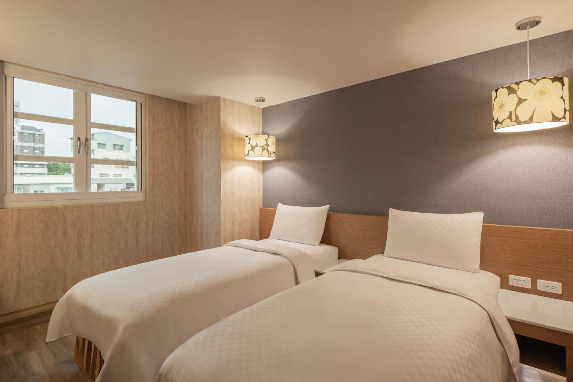 Kindness Hotel - Tainan Chihkan Tower Rum bild