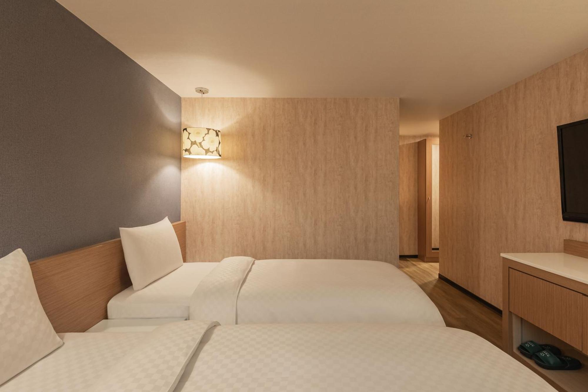 Kindness Hotel - Tainan Chihkan Tower Rum bild