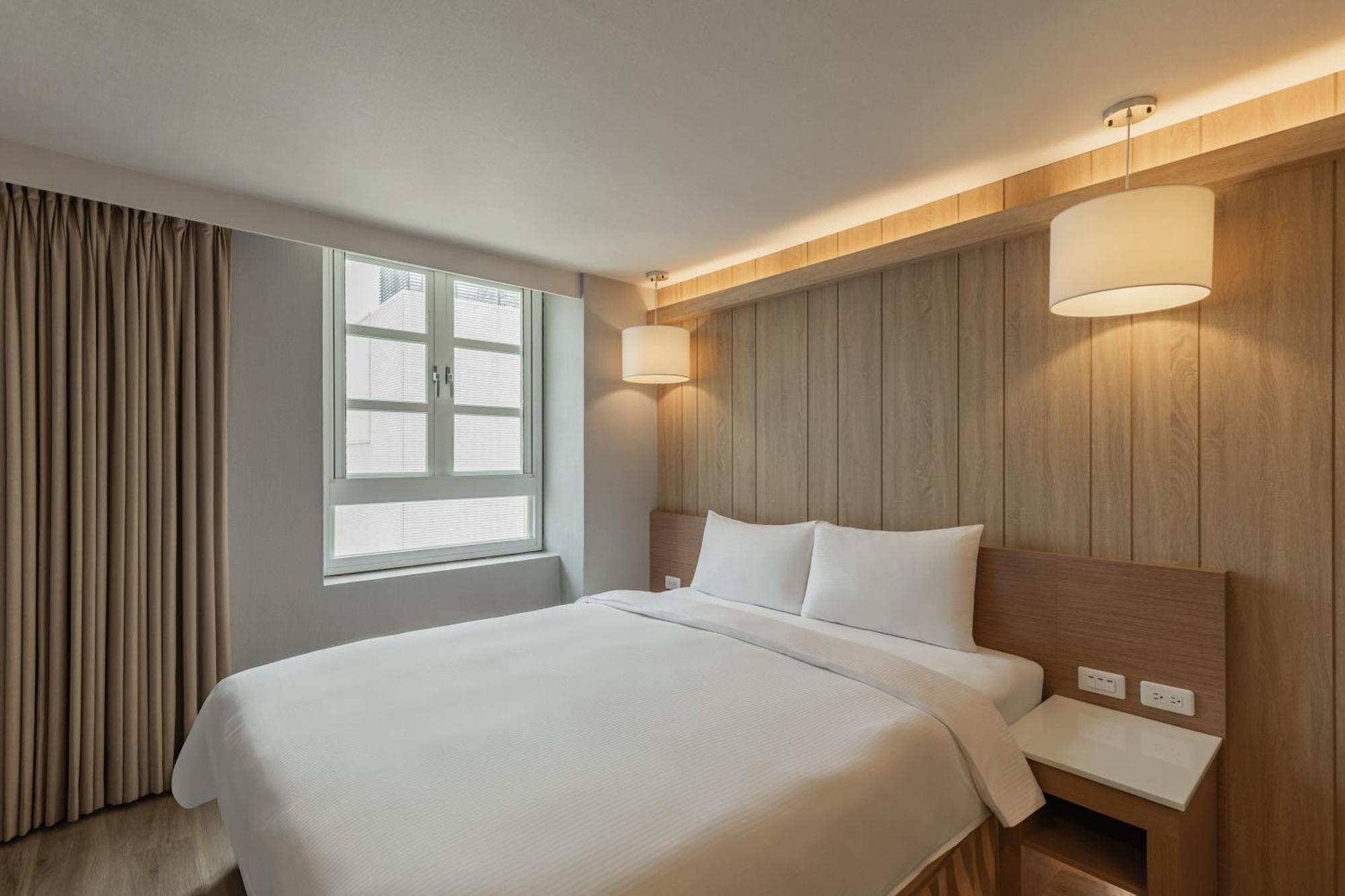 Kindness Hotel - Tainan Chihkan Tower Rum bild