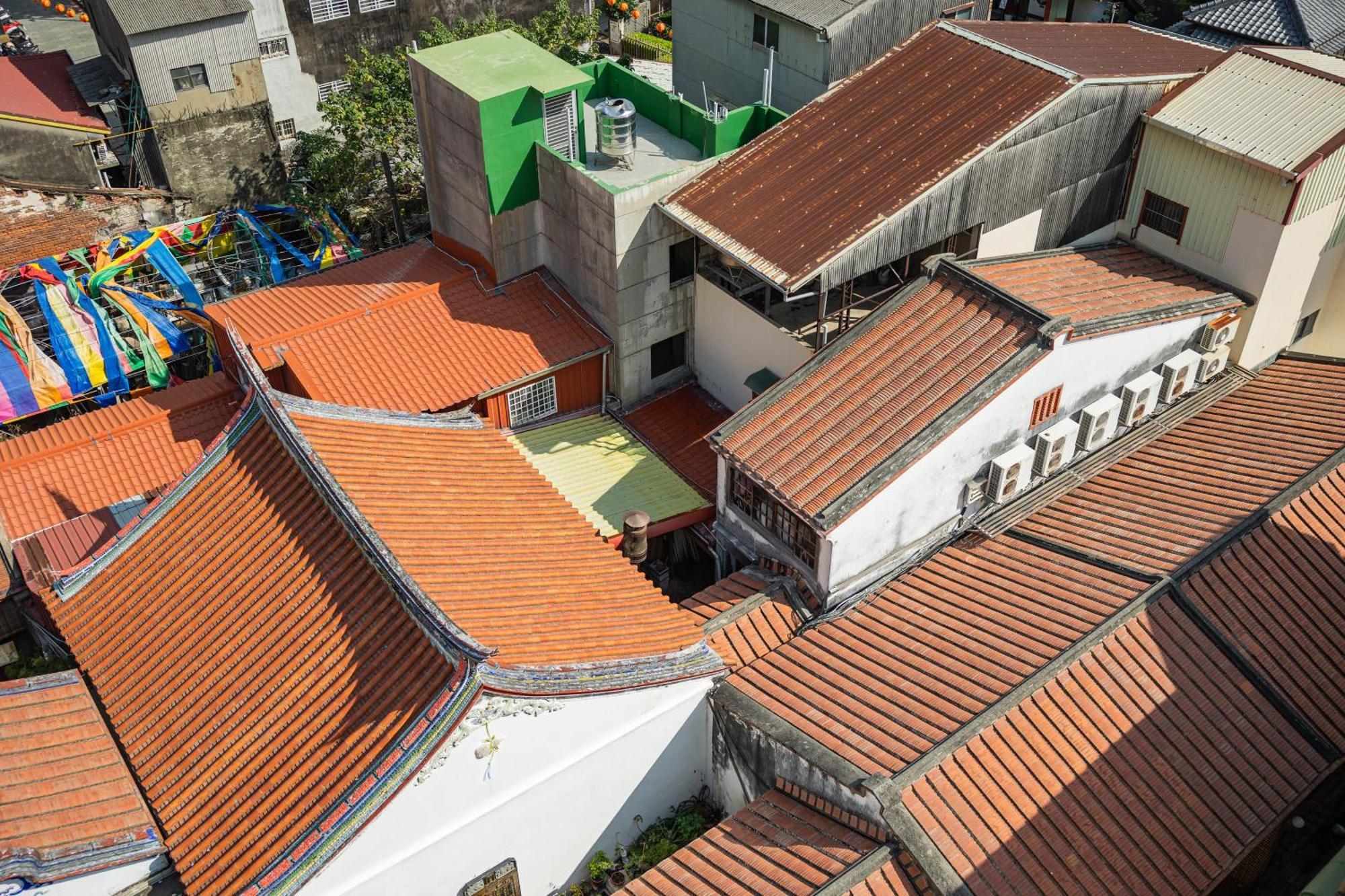 Kindness Hotel - Tainan Chihkan Tower Exteriör bild